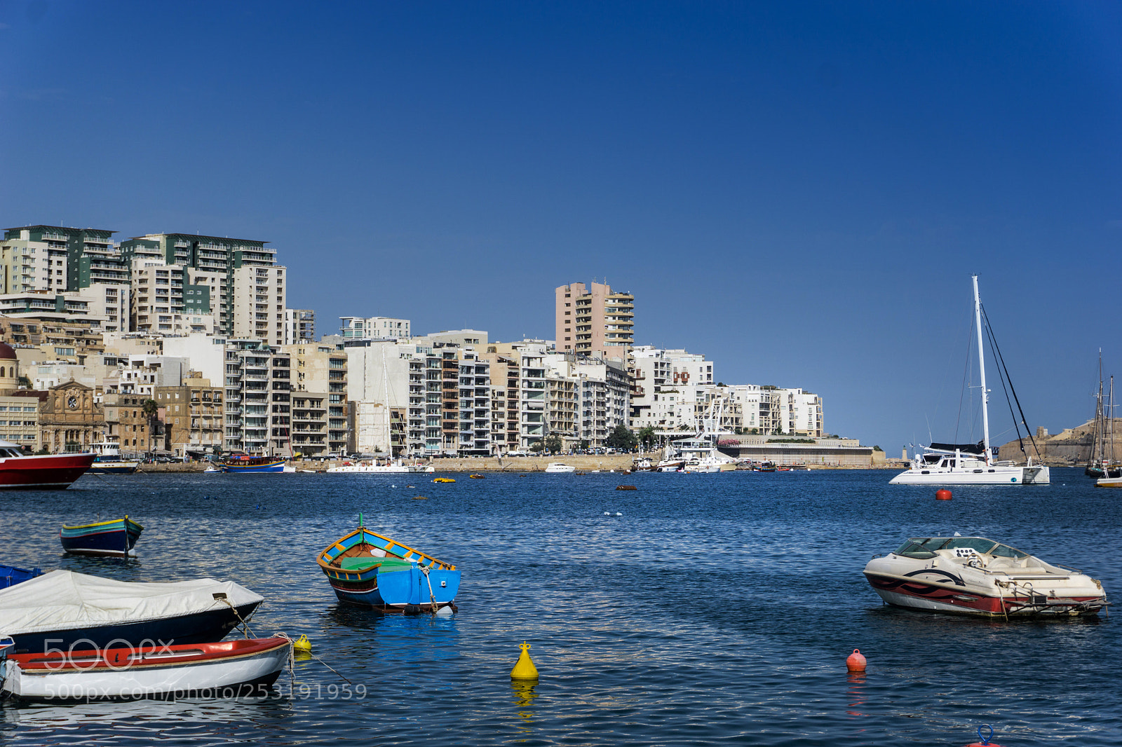 Sony a6000 sample photo. Typical seaside port in photography