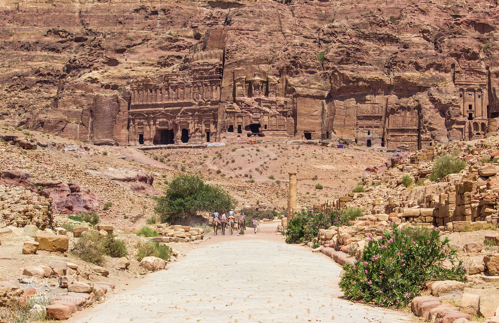 Canon EOS 600D (Rebel EOS T3i / EOS Kiss X5) sample photo. Old town petra, jordan photography