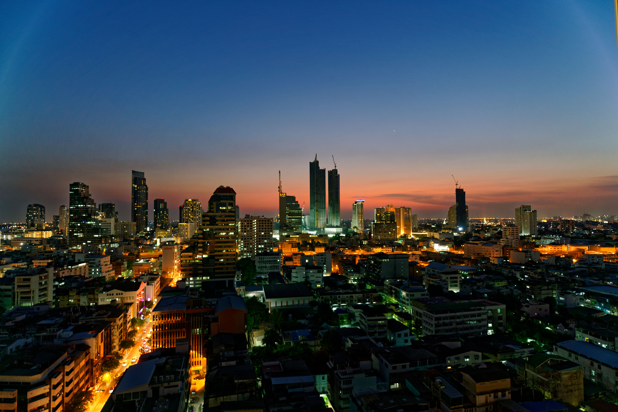 Sony a7R II + Sigma 19mm F2.8 EX DN sample photo. Bangkok sunset photography