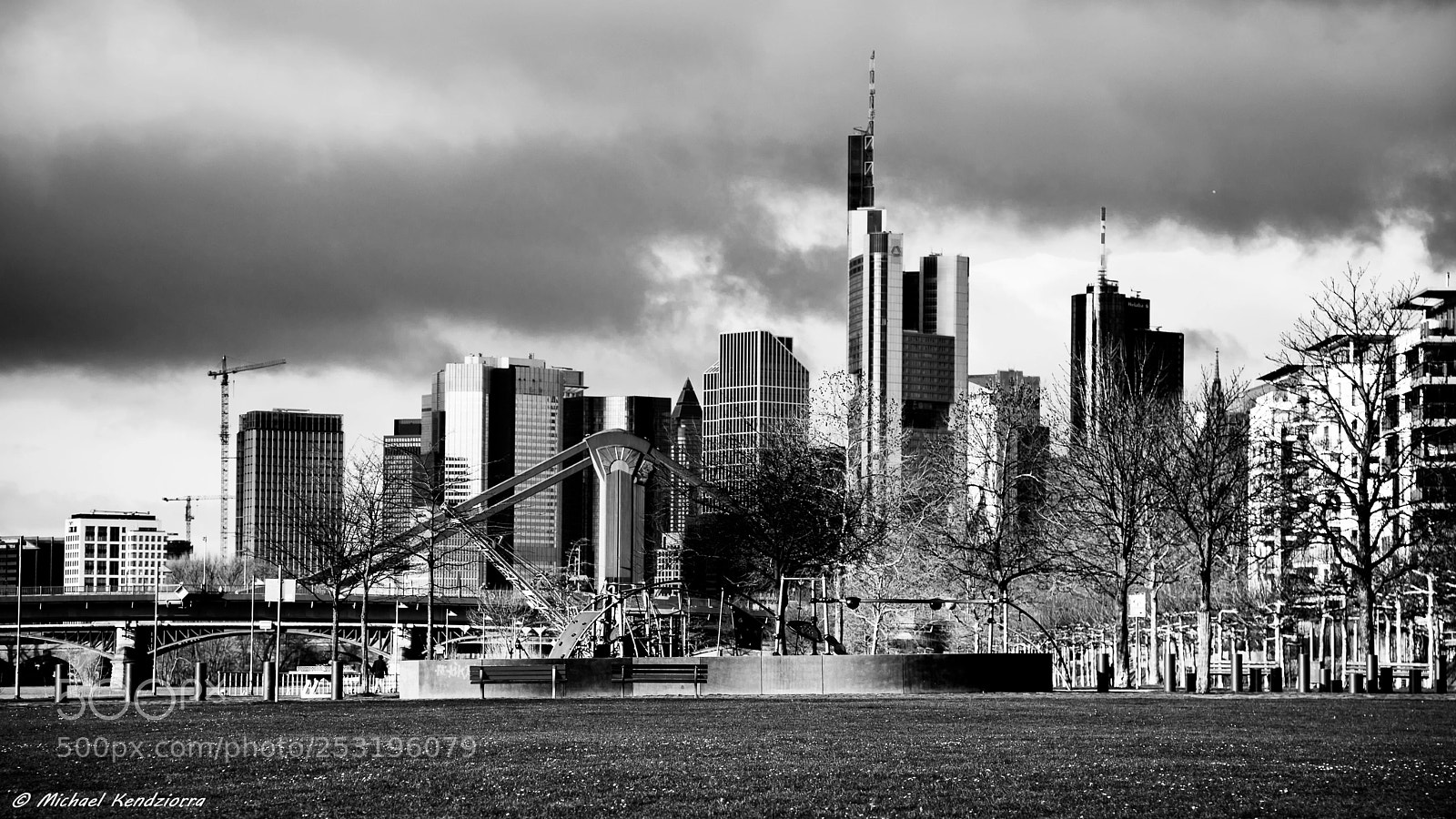 Sony a7 II sample photo. Frankfurter skyline photography