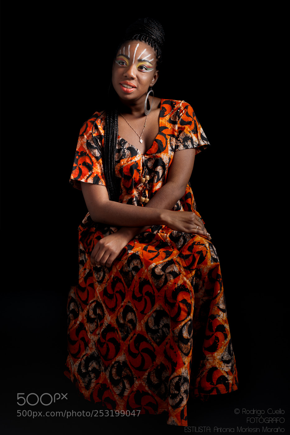 Canon EOS 5D Mark II sample photo. Africa vestidos () photography