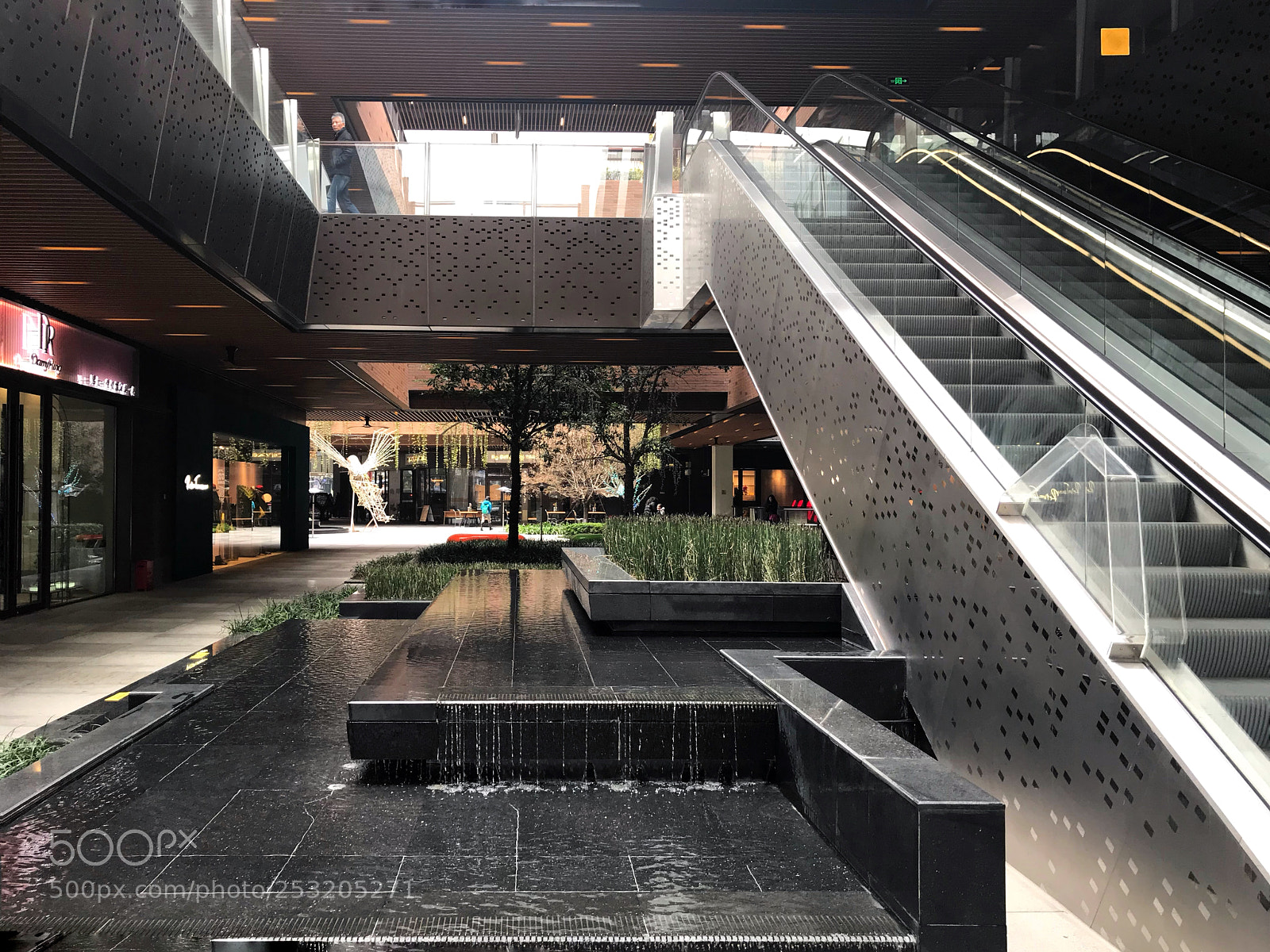 Apple iPhone 7 sample photo. Escalator photography