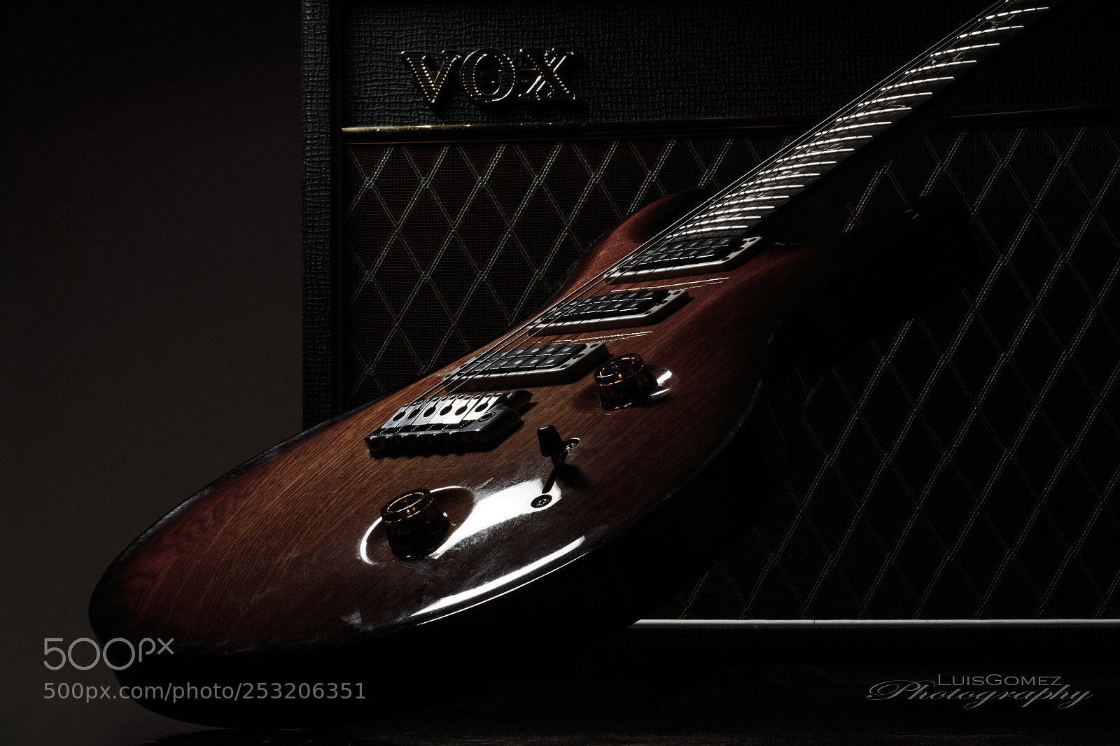 Canon EOS 1300D (EOS Rebel T6 / EOS Kiss X80) sample photo. Prs guitar photography