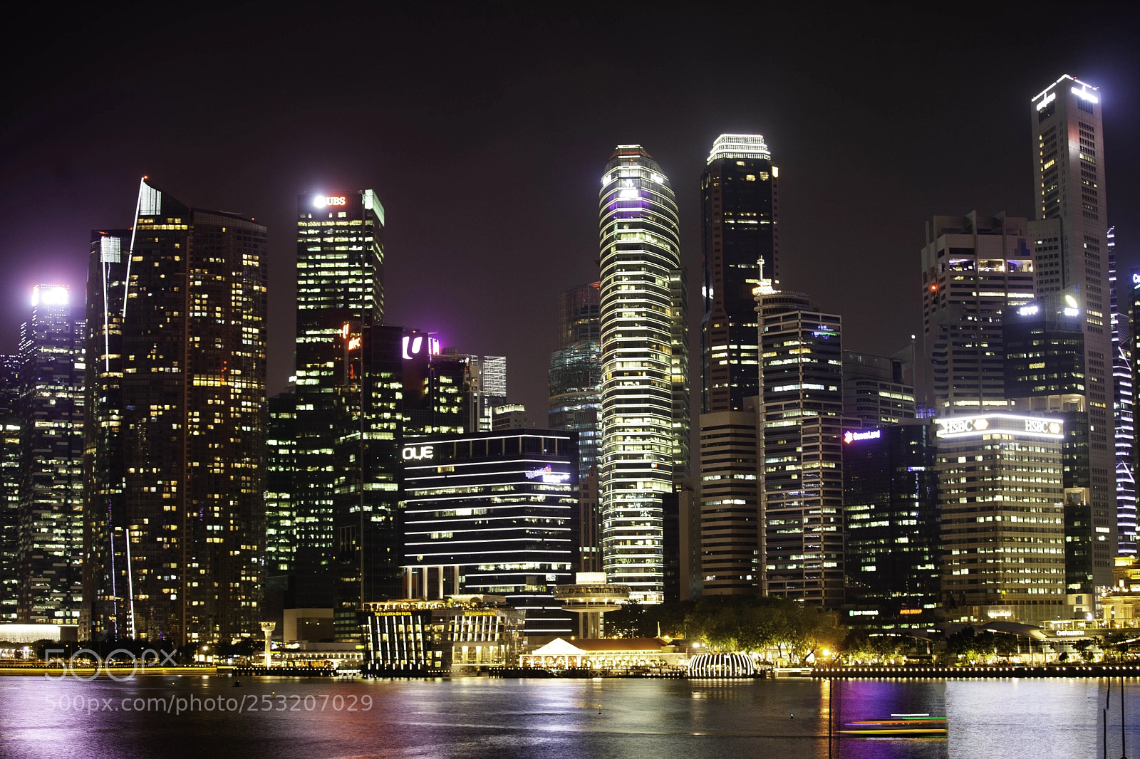 Canon EOS 5D Mark II sample photo. Singapore skyline photography