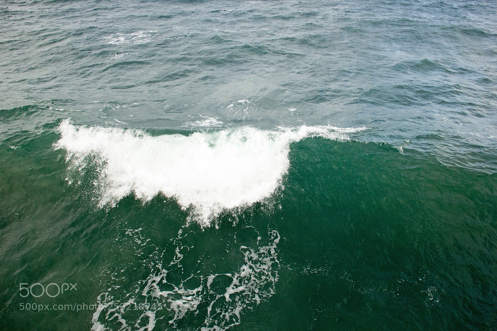 Canon EOS 60D sample photo. Waves from pacific photography