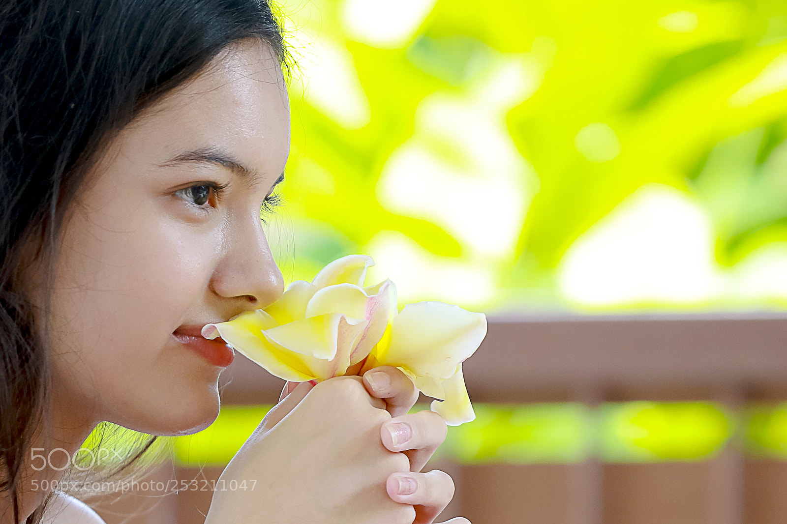 Canon EOS 5D Mark IV sample photo. Portrait of cute girl photography