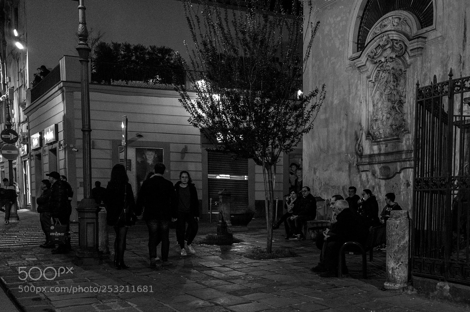 Leica Q (Typ 116) sample photo. Outside the church photography