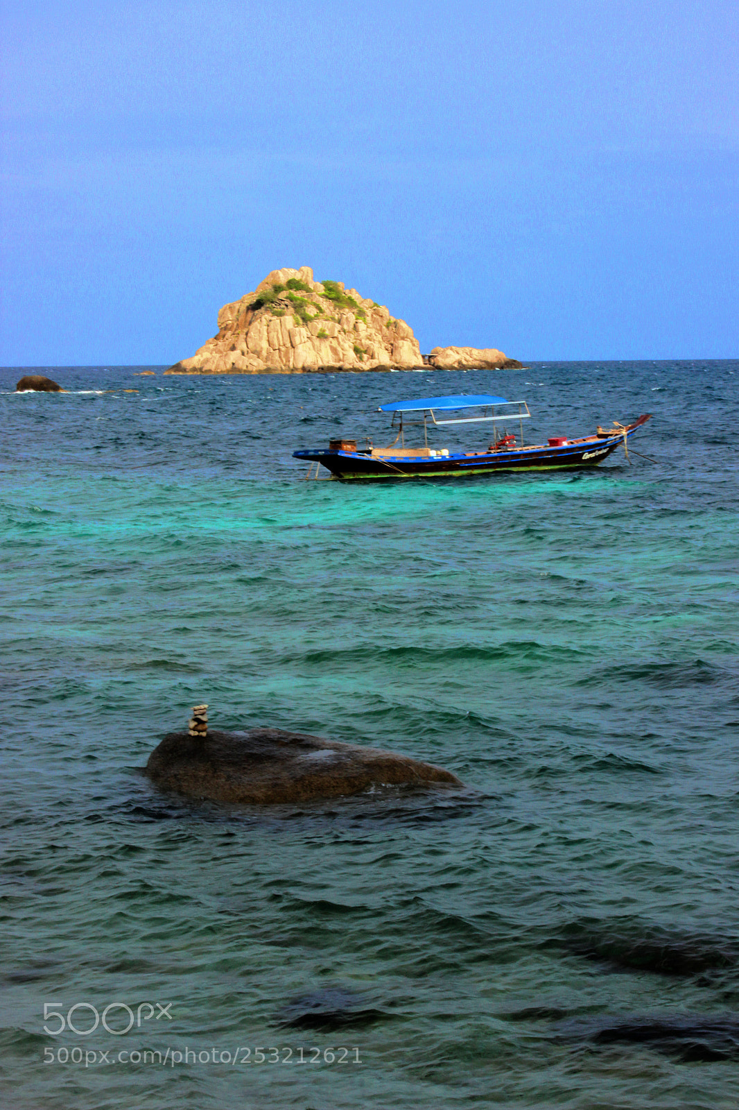 Canon EOS 600D (Rebel EOS T3i / EOS Kiss X5) sample photo. Fishing boat photography
