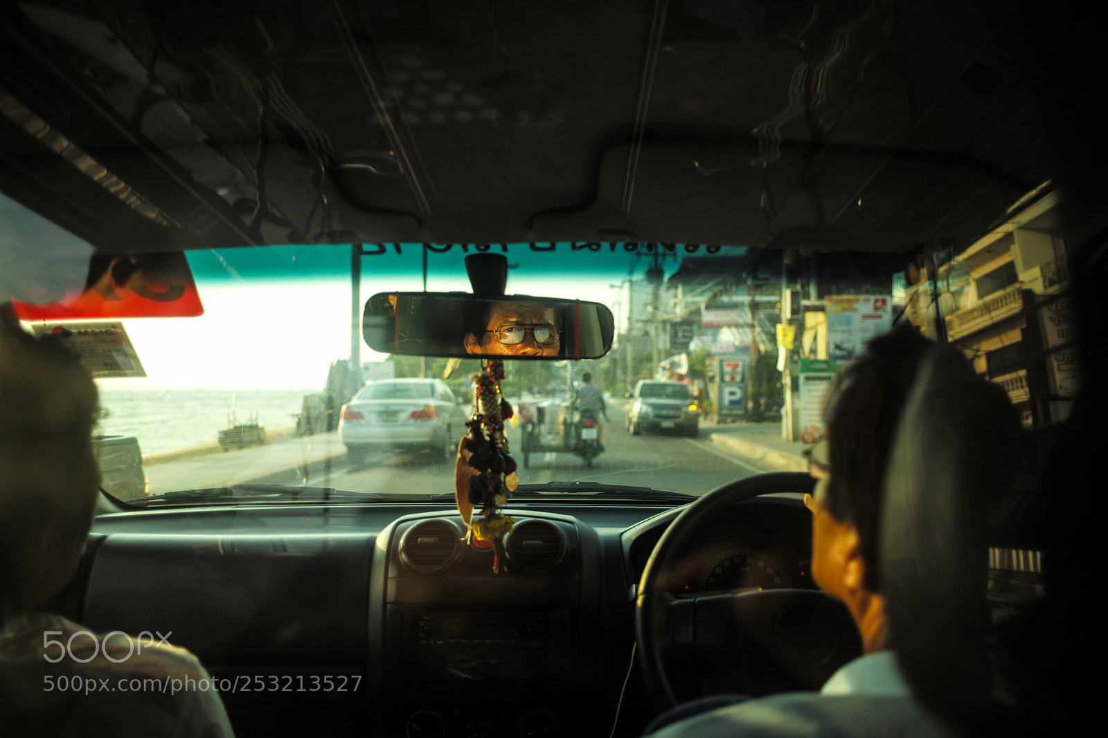 Leica M (Typ 240) sample photo. Looking at backseat photography