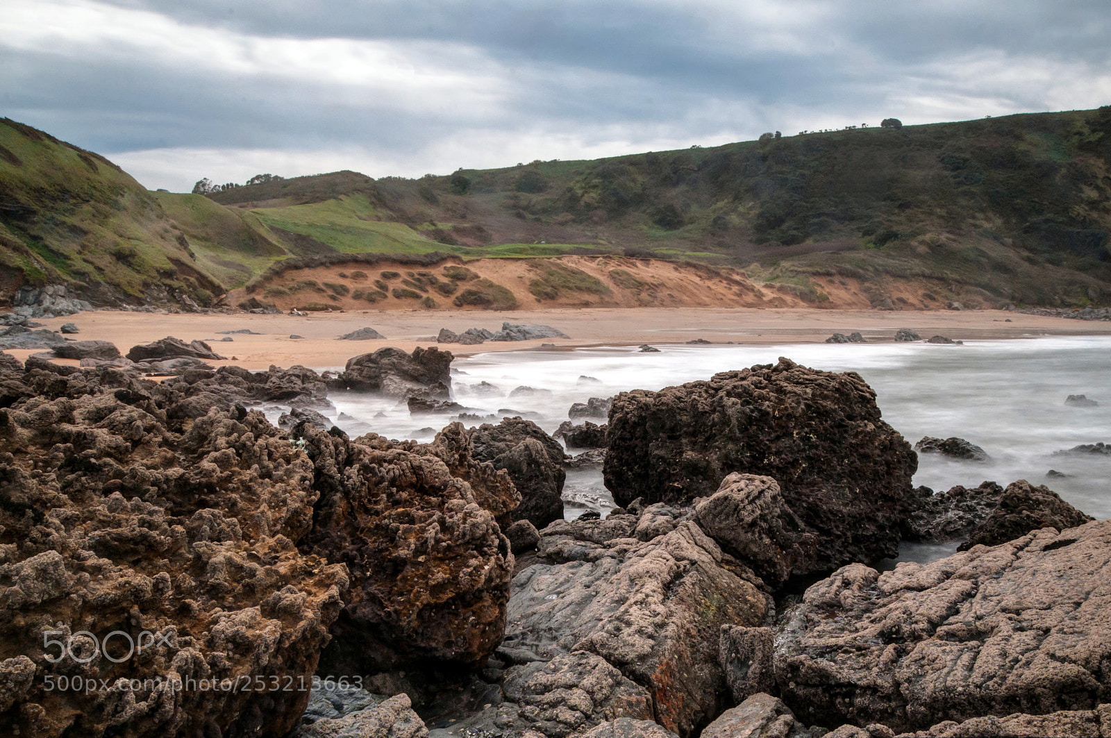 Nikon D300 sample photo. Entre rocas photography