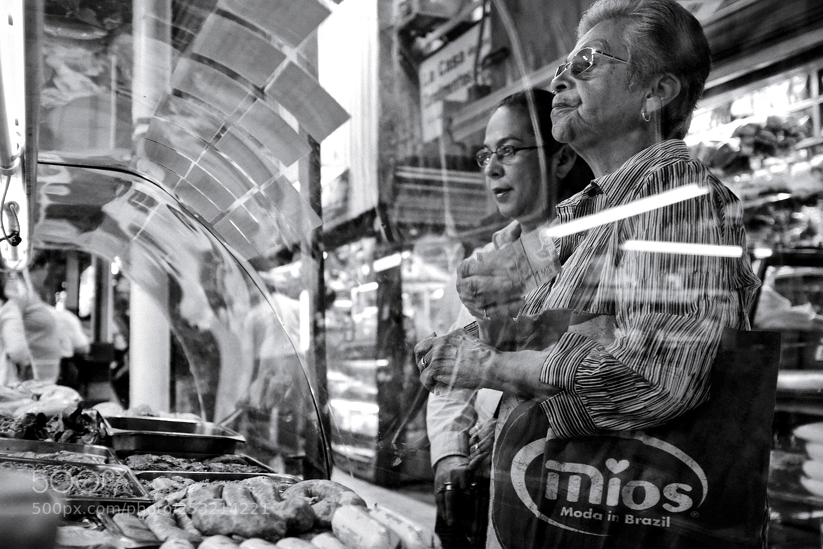 Fujifilm X100S sample photo. Let's buy some groceries photography