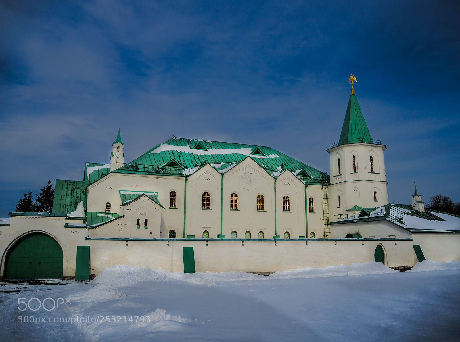 Olympus OM-D E-M10 II sample photo. White chambers in tsarskoe photography