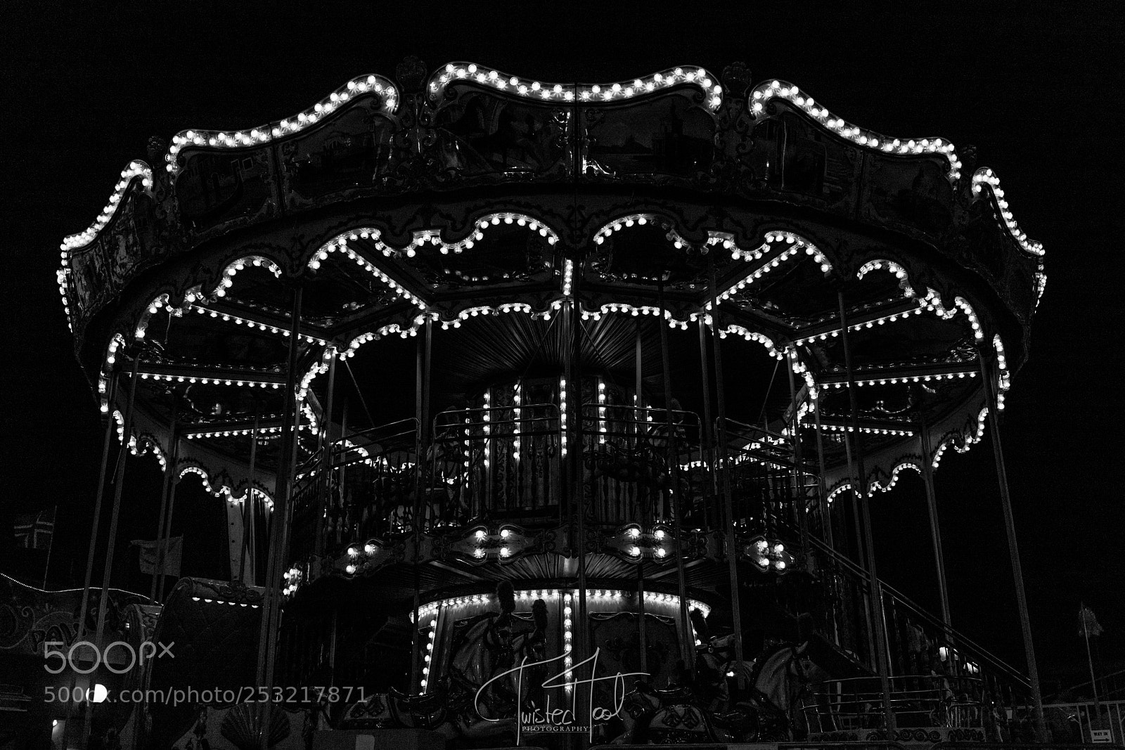 Canon EOS 6D Mark II sample photo. Carousel [9.4.18] photography