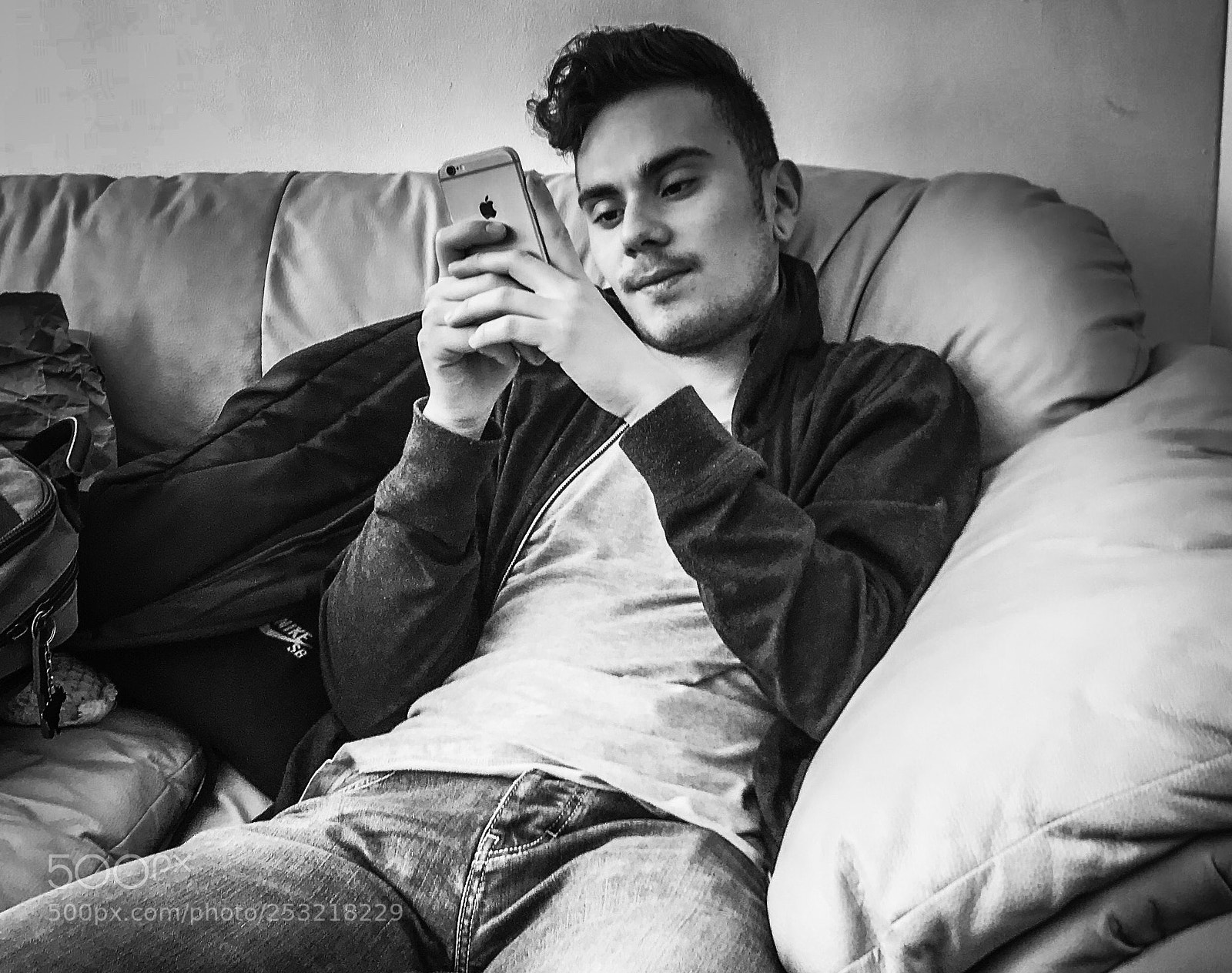 Apple iPhone 7 sample photo. Conectado  photography
