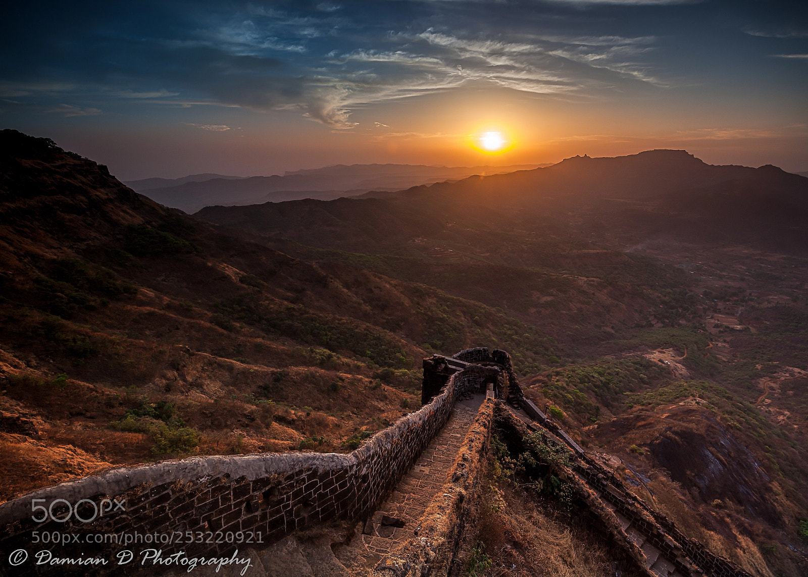 Canon EOS 5D Mark II sample photo. The sunset photography