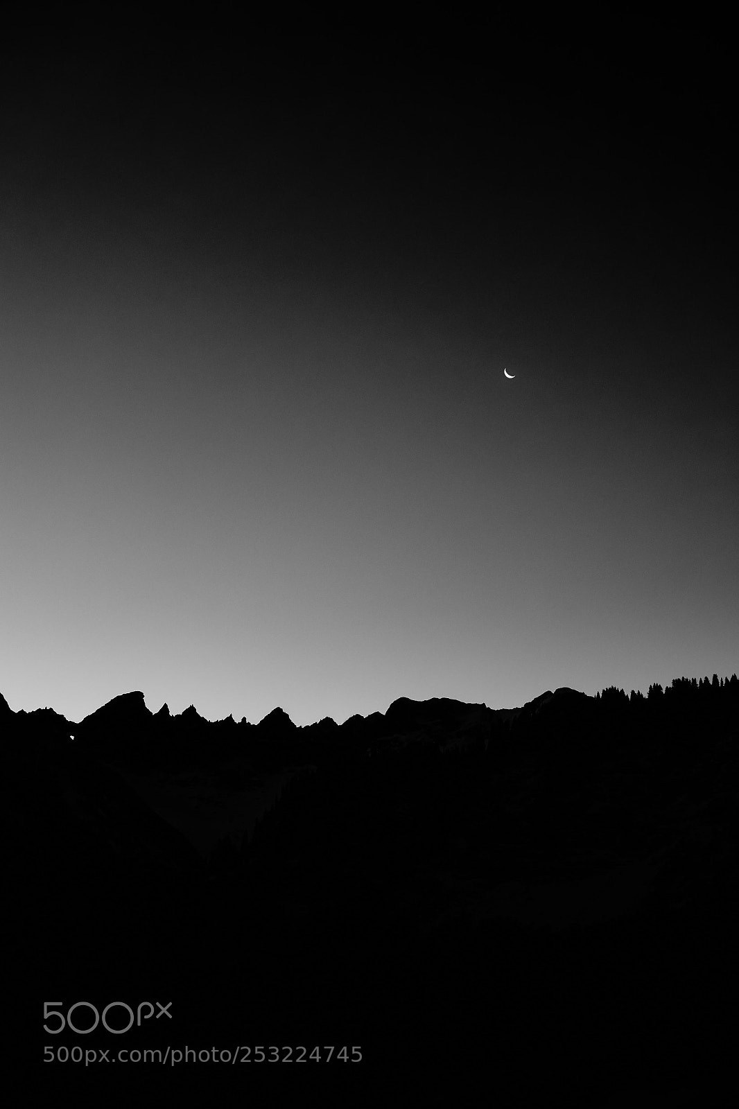 Sony Cyber-shot DSC-RX10 III sample photo. Hole in the mountain photography