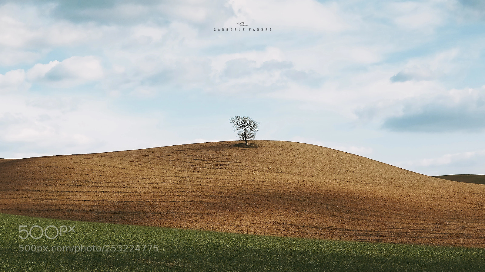 Fujifilm X-T2 sample photo. Tuscany - magritte style photography