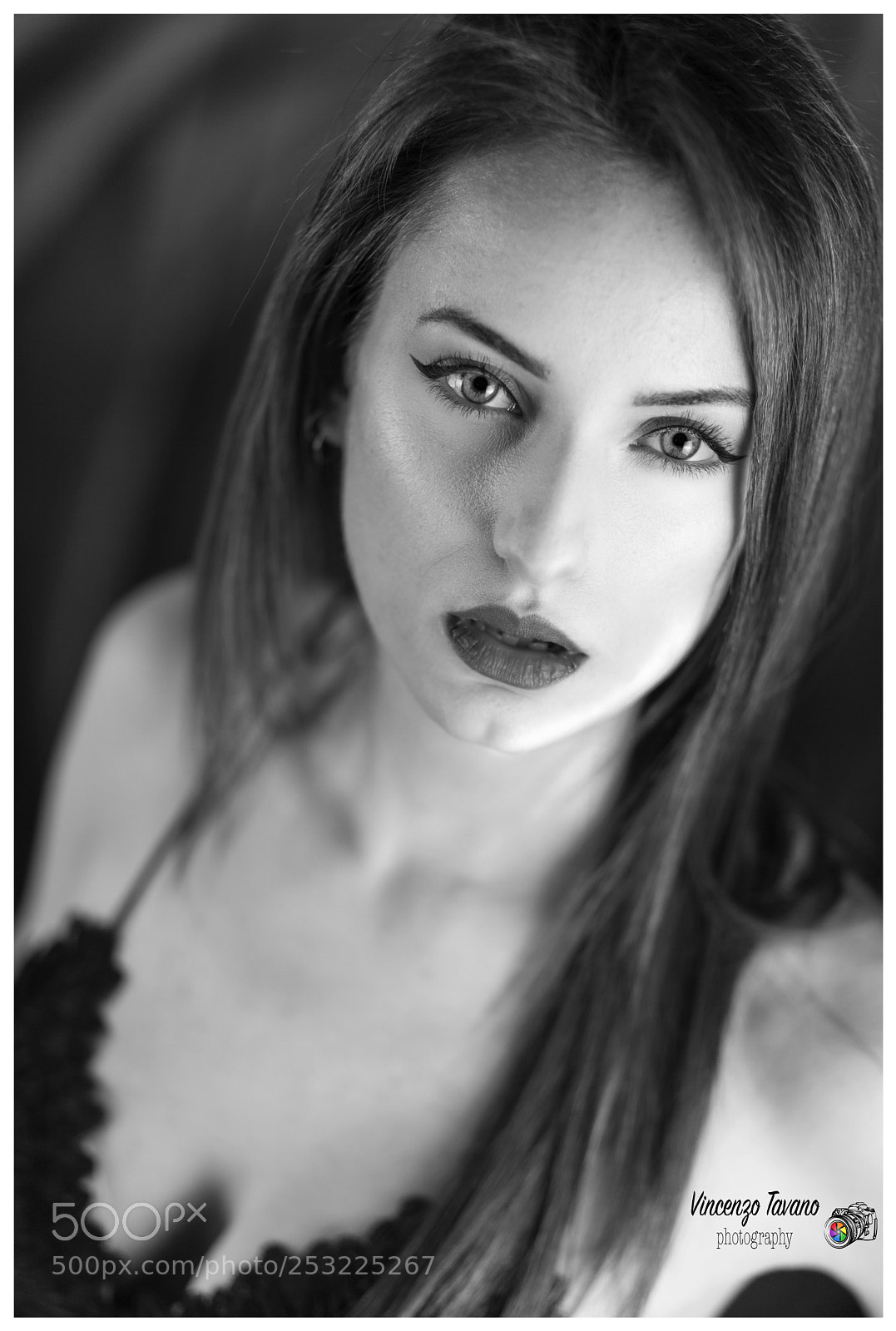 Canon EOS 5D Mark II sample photo. Total black photography