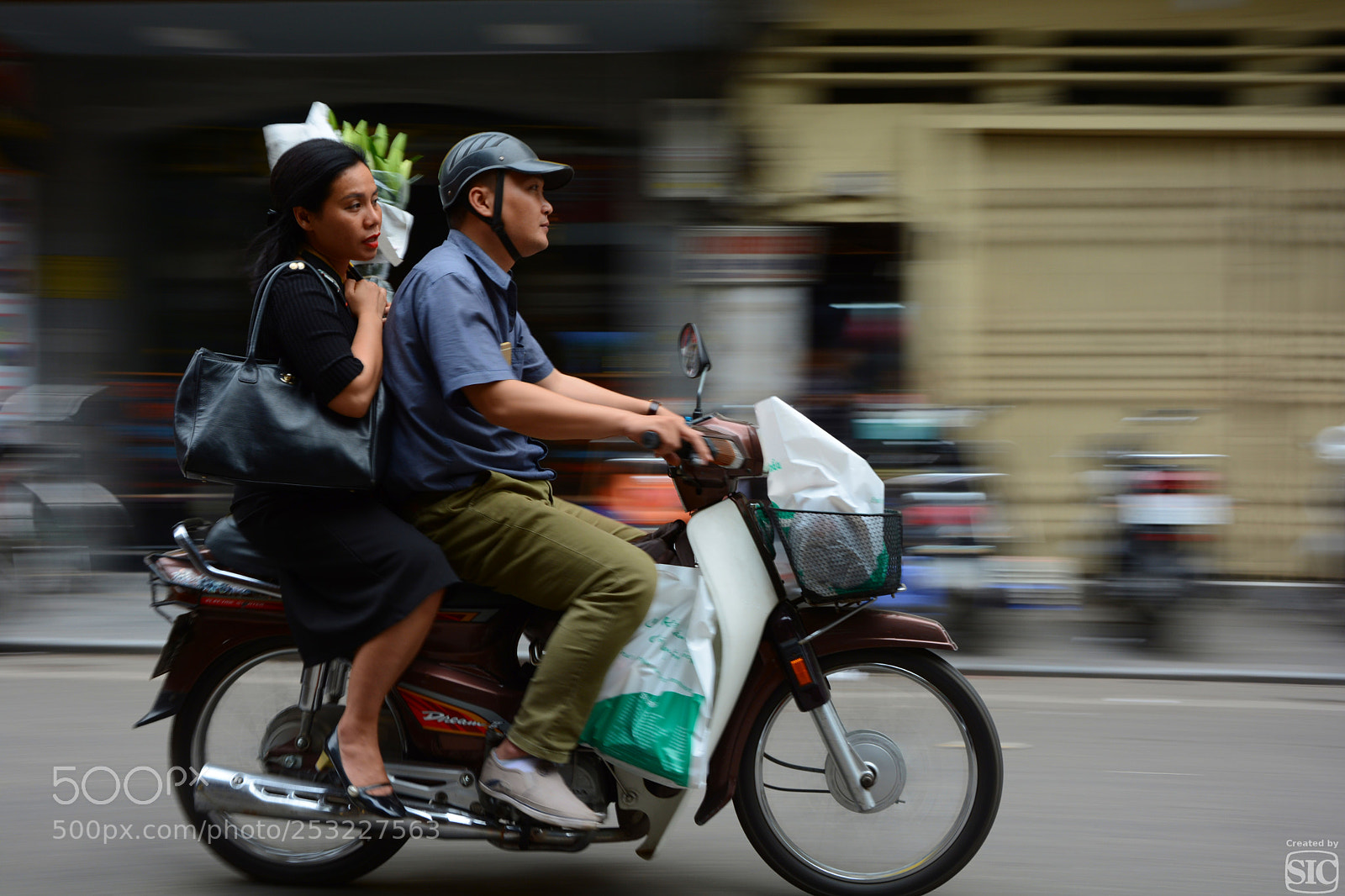 Nikon D7100 sample photo. The move photography