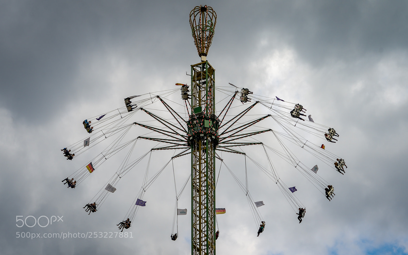 Nikon D800 sample photo. Carousel photography