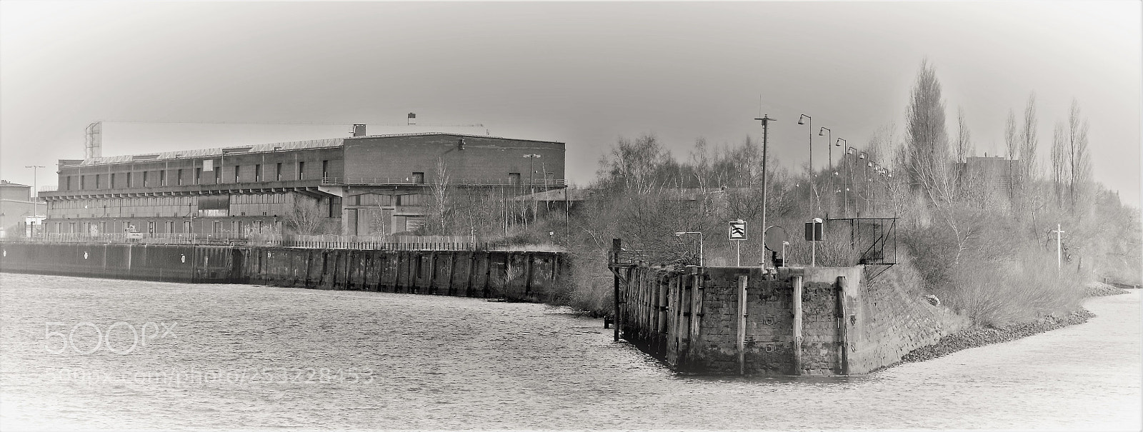 Nikon D5100 sample photo. Old part of port photography
