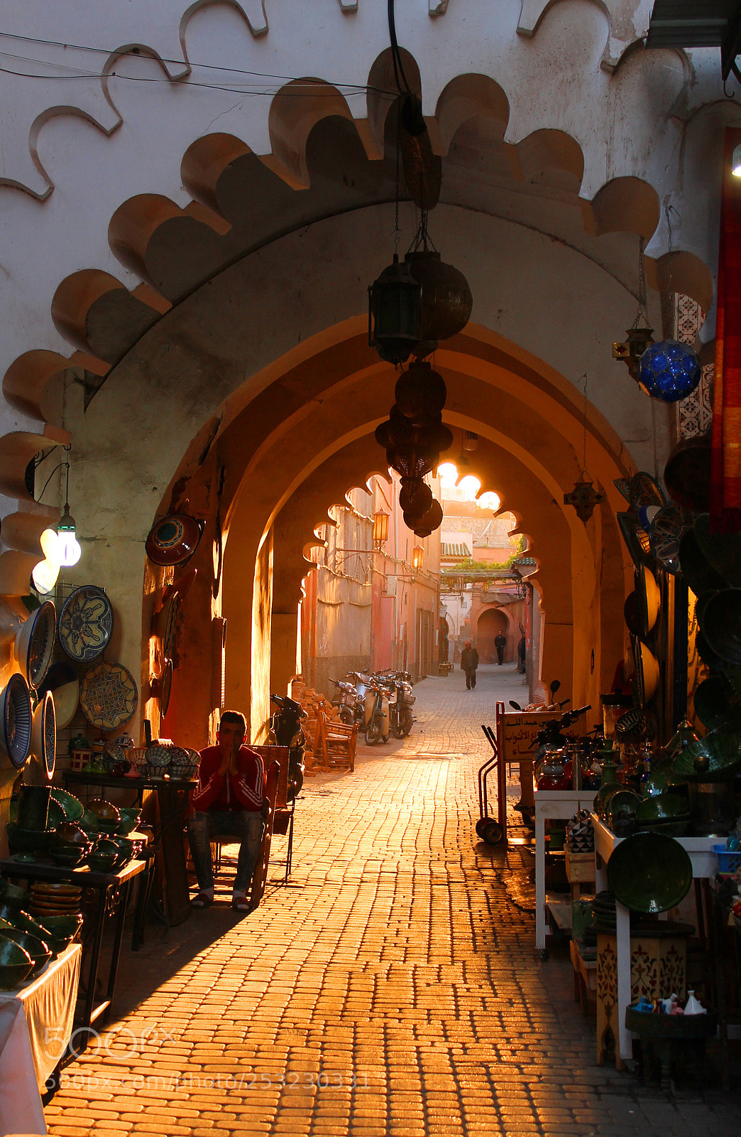 Canon EOS 1100D (EOS Rebel T3 / EOS Kiss X50) sample photo. Sunset in the souk photography