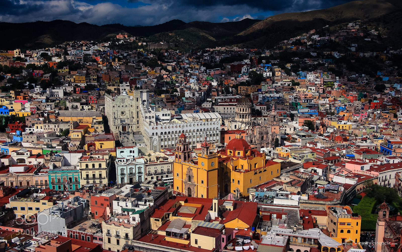 Canon EOS 700D (EOS Rebel T5i / EOS Kiss X7i) sample photo. The colorful guanajuato photography
