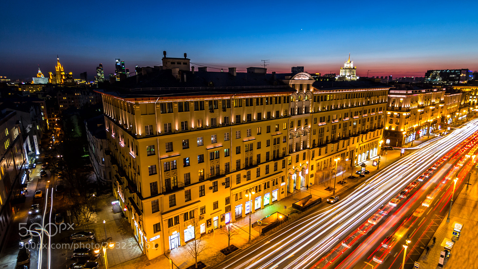 Canon EOS 700D (EOS Rebel T5i / EOS Kiss X7i) sample photo. Tverskaya street photography