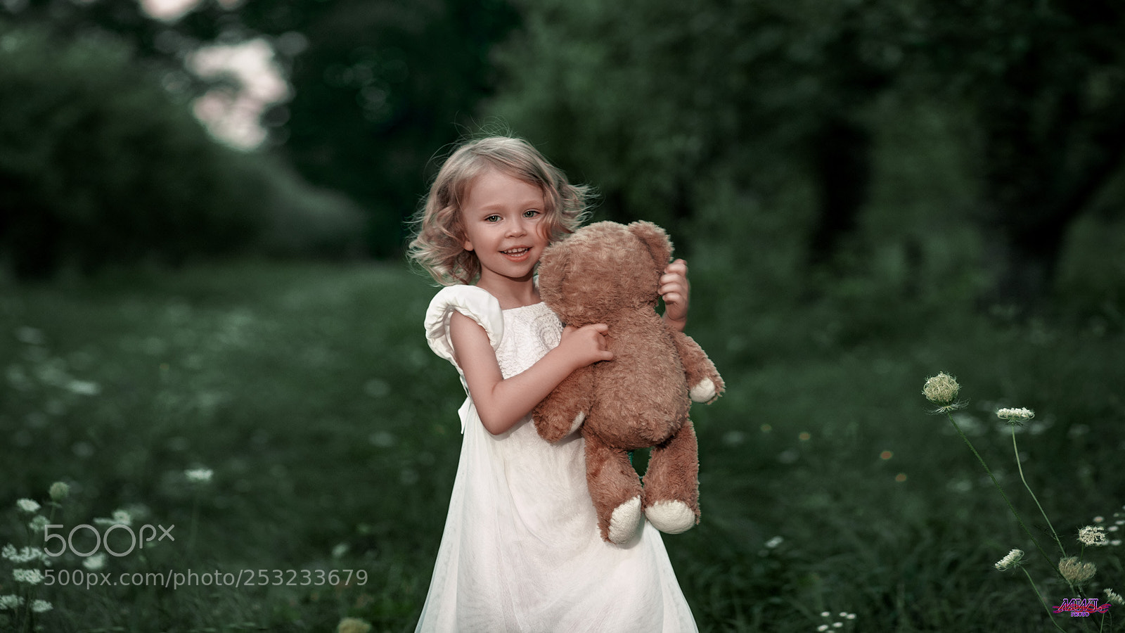 Canon EOS 5D Mark II sample photo. Girl photography