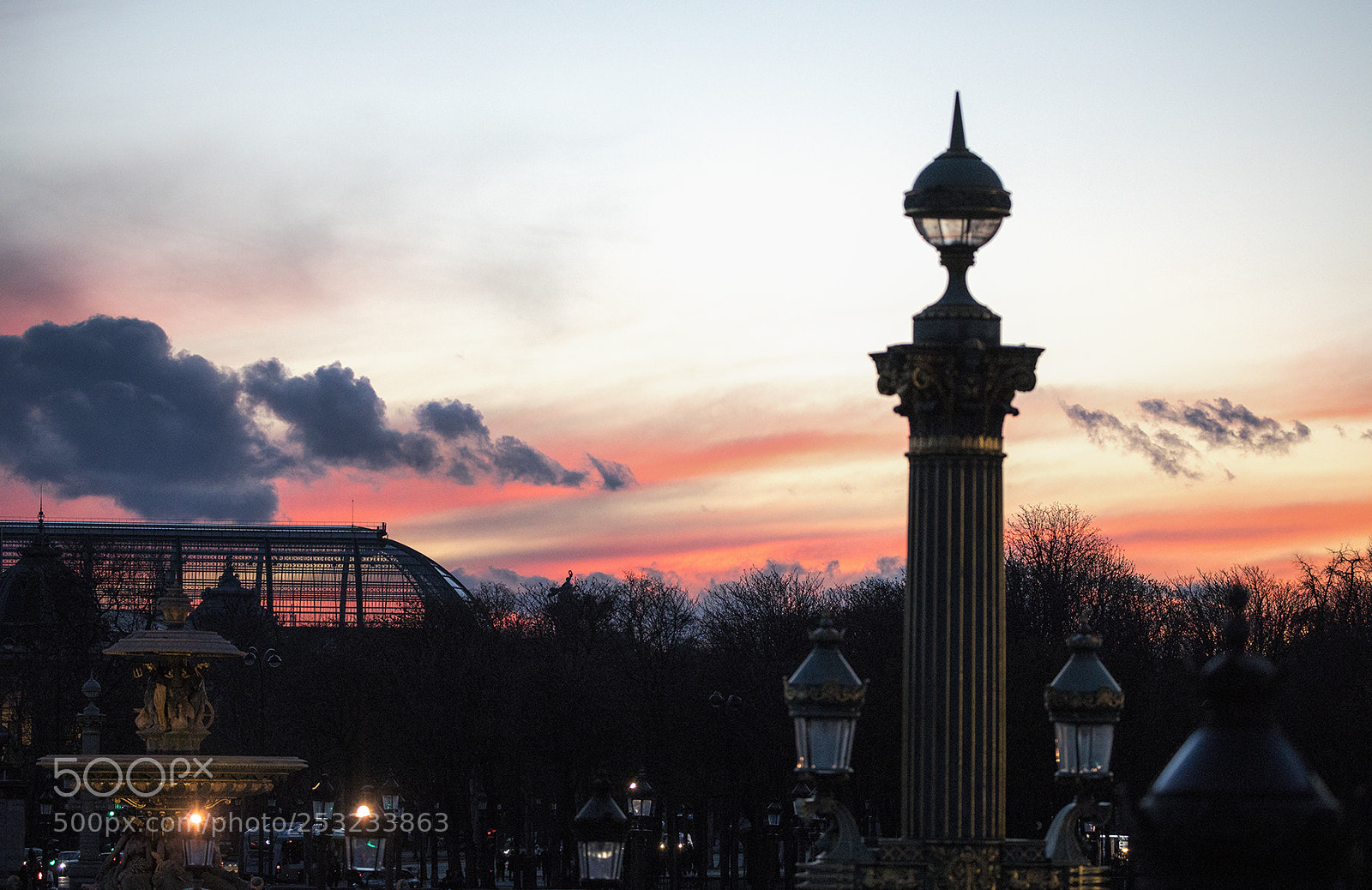 Canon EOS 5D Mark IV sample photo. Crepuscolo a parigi photography