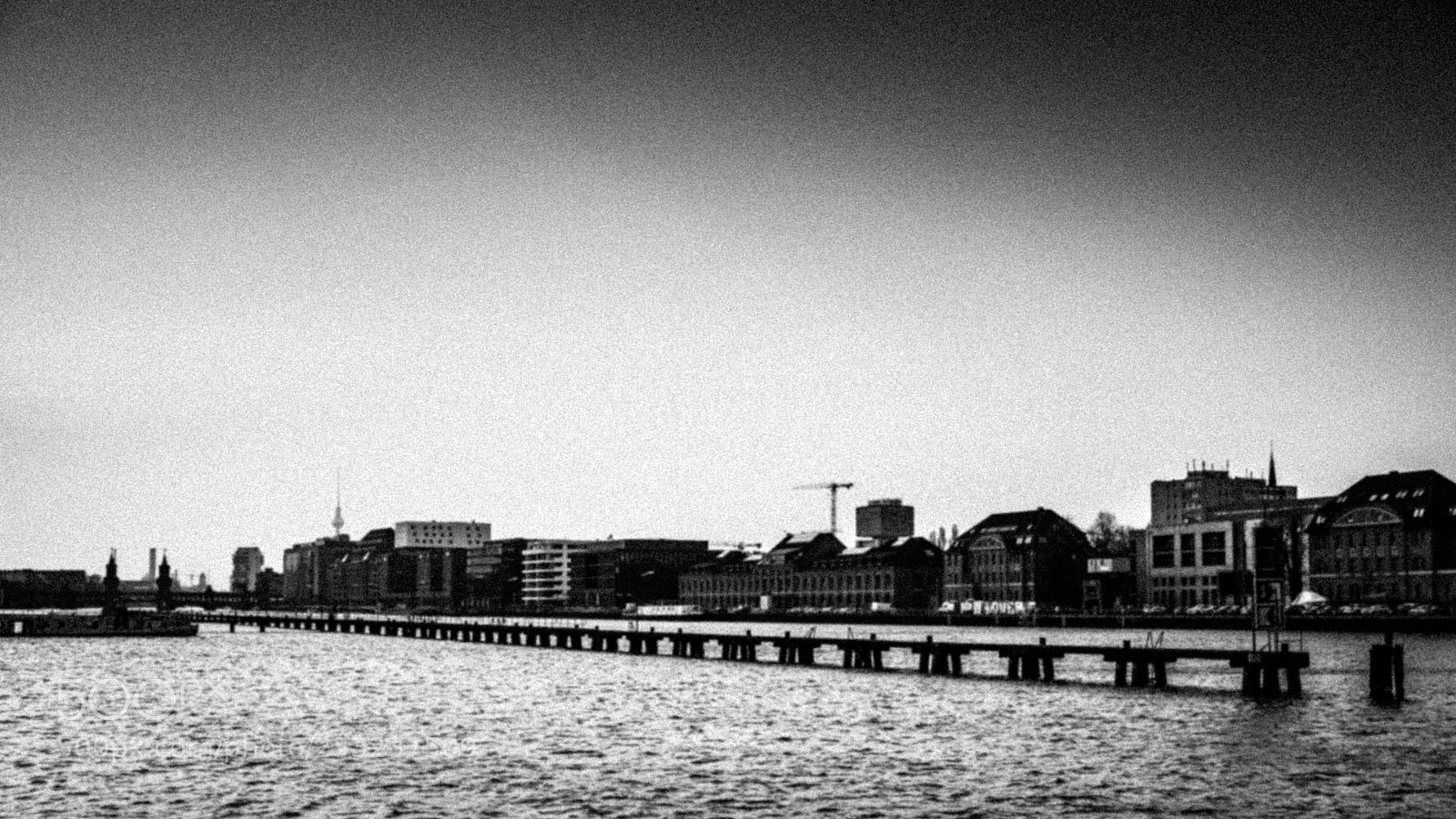 Fujifilm X-T20 sample photo. River spree photography