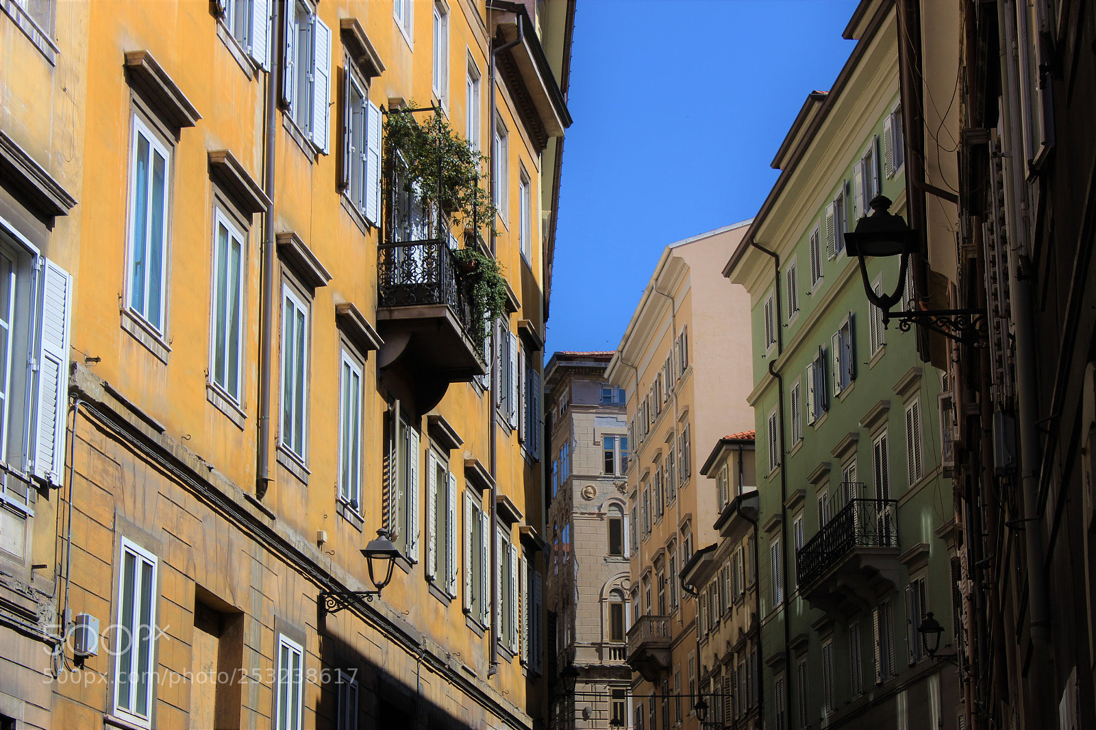 Canon EOS 1200D (EOS Rebel T5 / EOS Kiss X70 / EOS Hi) sample photo. Trieste photography