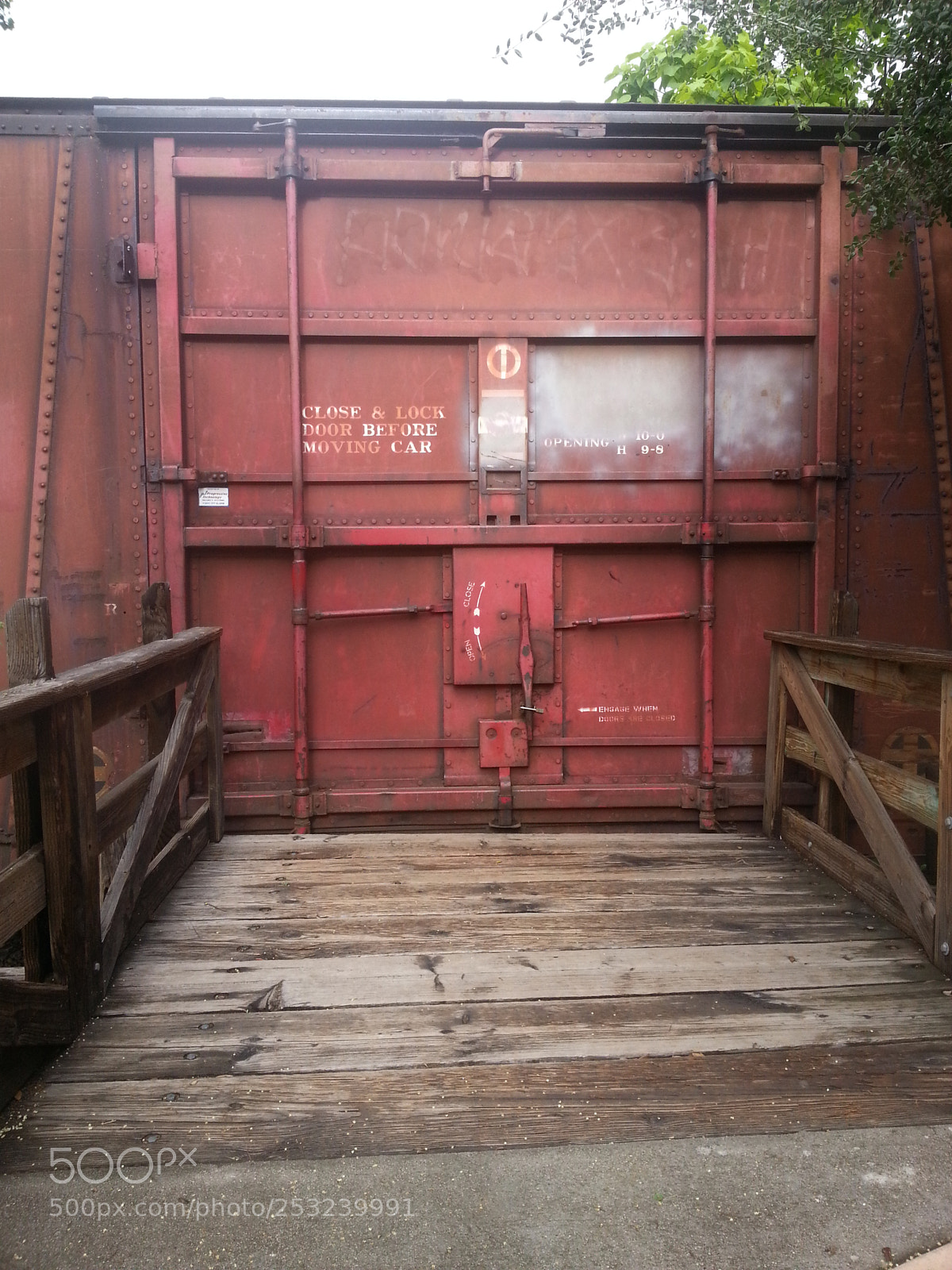 Samsung Galaxy S3 sample photo. Red caboose door photography