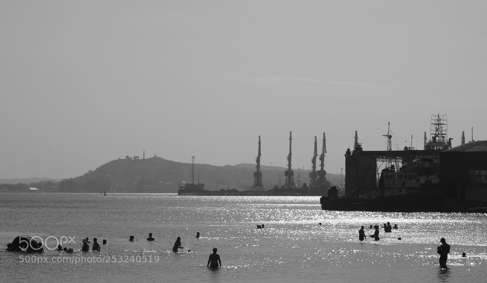 Canon EOS 550D (EOS Rebel T2i / EOS Kiss X4) sample photo. Kerch 2016 photography