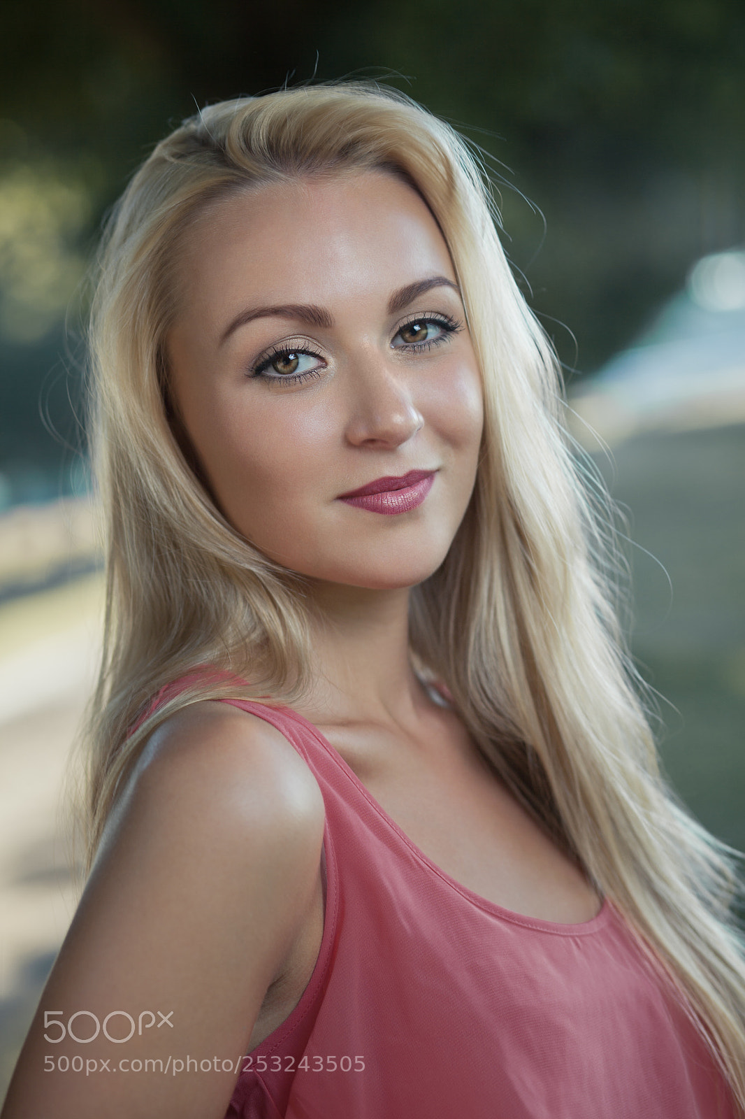 Canon EOS 5D Mark II sample photo. Ellen photography