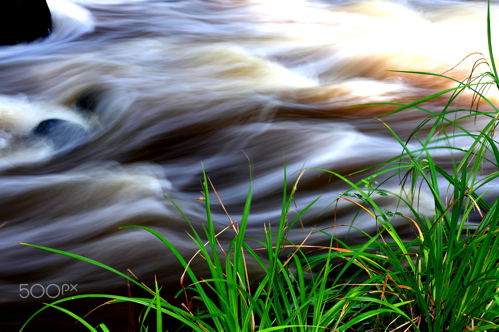 Canon EF-S 18-200mm F3.5-5.6 IS sample photo. Waters photography