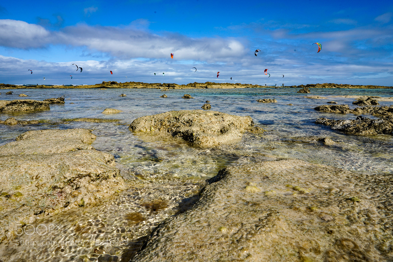 Sony a7 II sample photo. Kite surfers' paradise photography