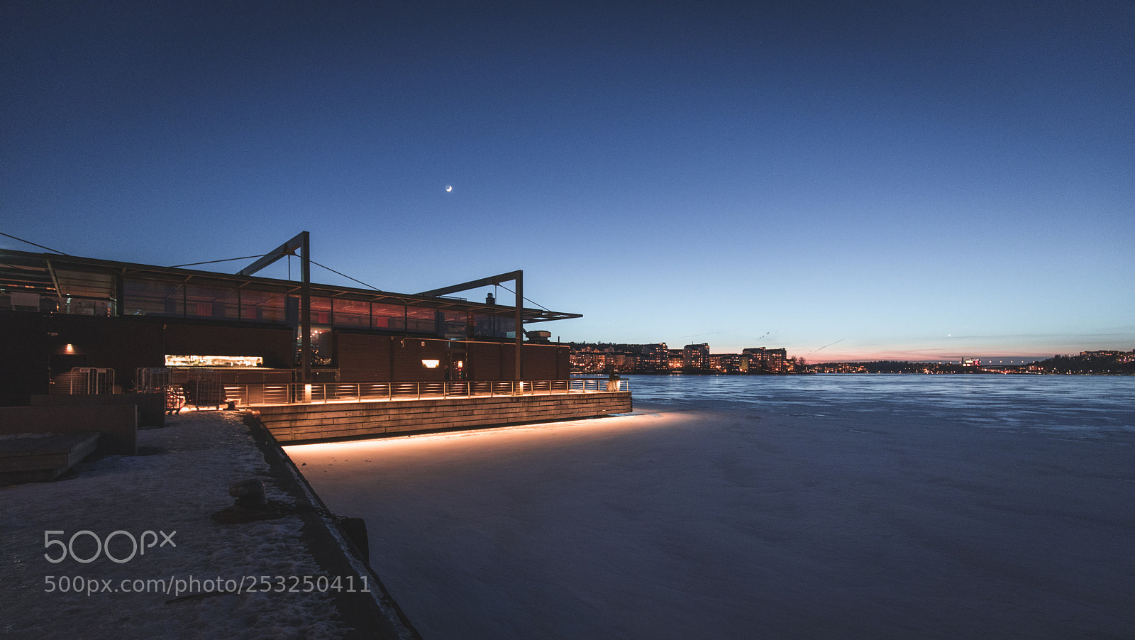 Canon EOS 5D Mark IV sample photo. Pier photography