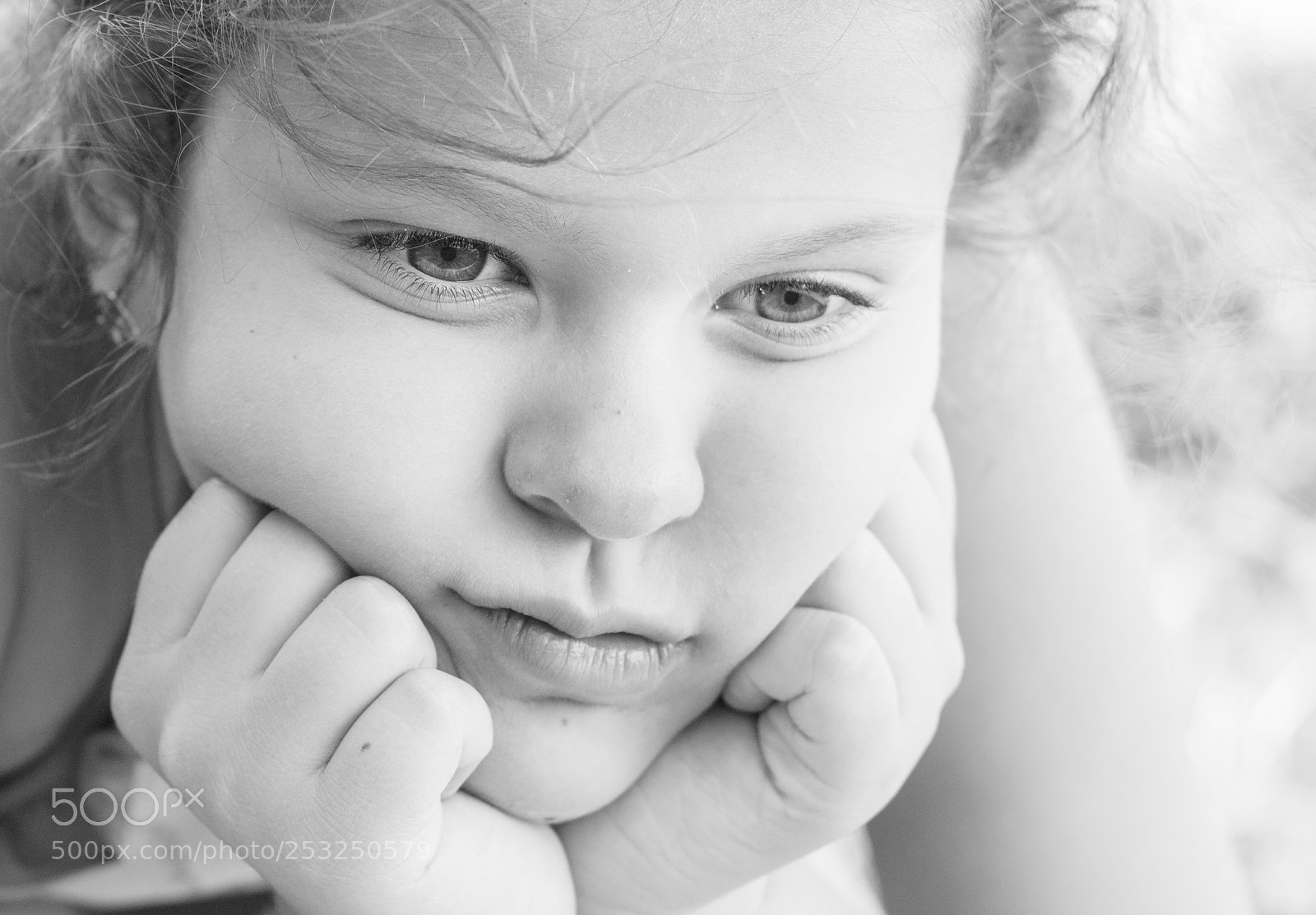 Canon EOS 1100D (EOS Rebel T3 / EOS Kiss X50) sample photo. Little girl photography
