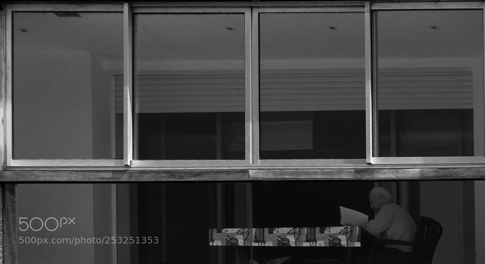 Nikon D7100 sample photo. Man reading photography