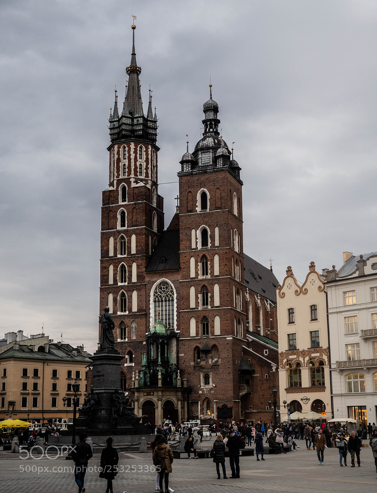 Olympus OM-D E-M10 II sample photo. Krakow, poland photography