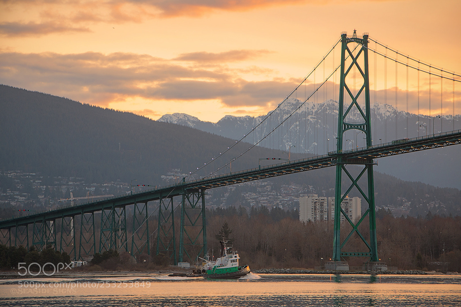 Canon EOS 70D sample photo. Breaking dawn  vancouver bc photography