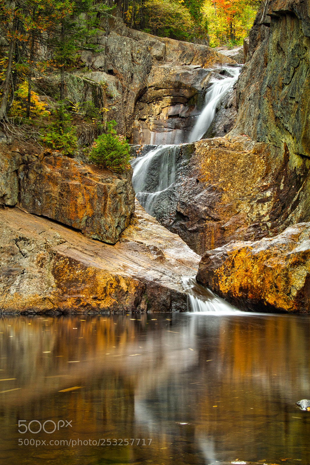 Canon EOS 1200D (EOS Rebel T5 / EOS Kiss X70 / EOS Hi) sample photo. Smalls falls reflections october photography