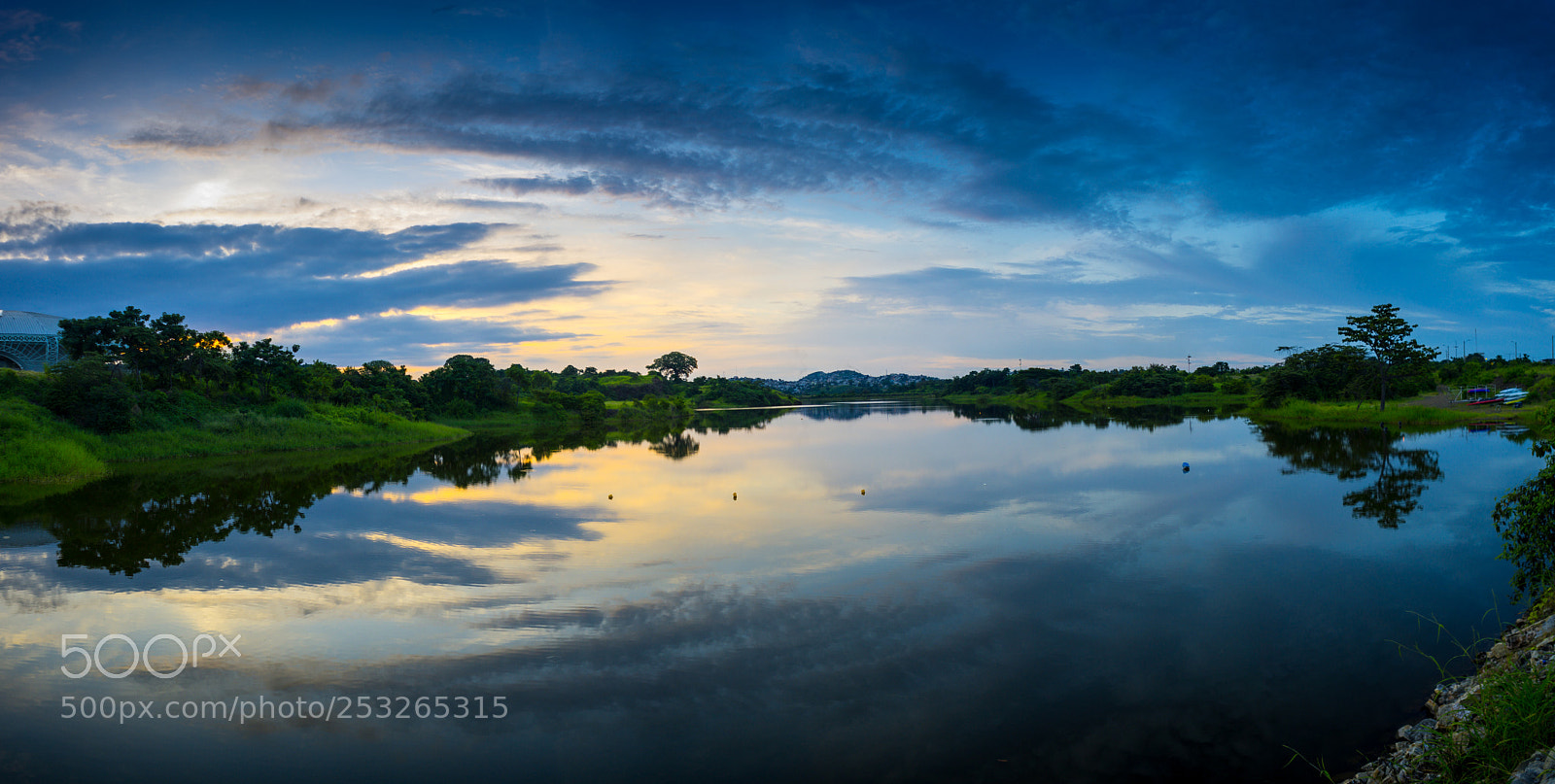 Sony a6000 sample photo. Panorámica 16mm photography