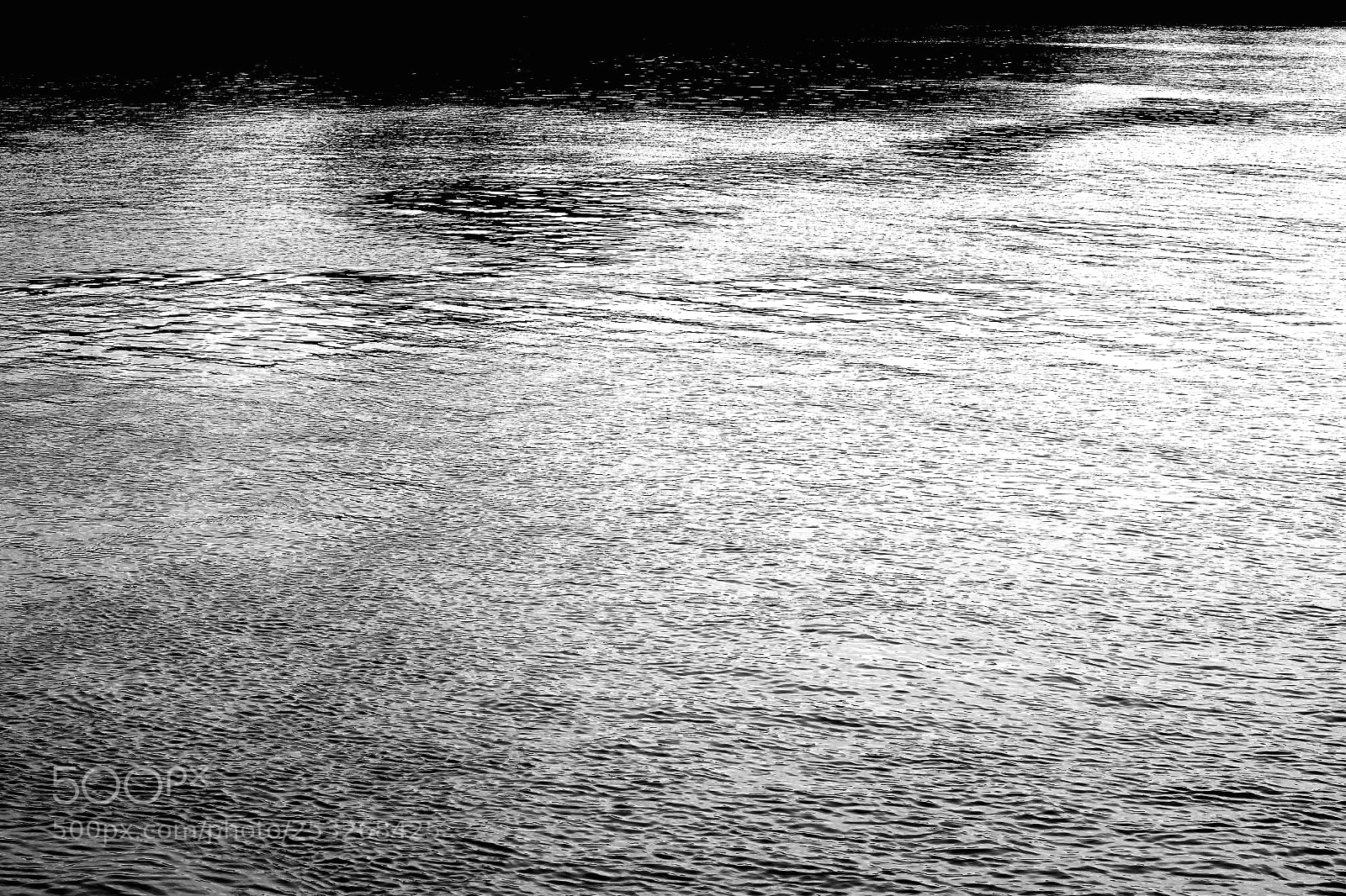 Canon EOS 550D (EOS Rebel T2i / EOS Kiss X4) sample photo. Danube river photography