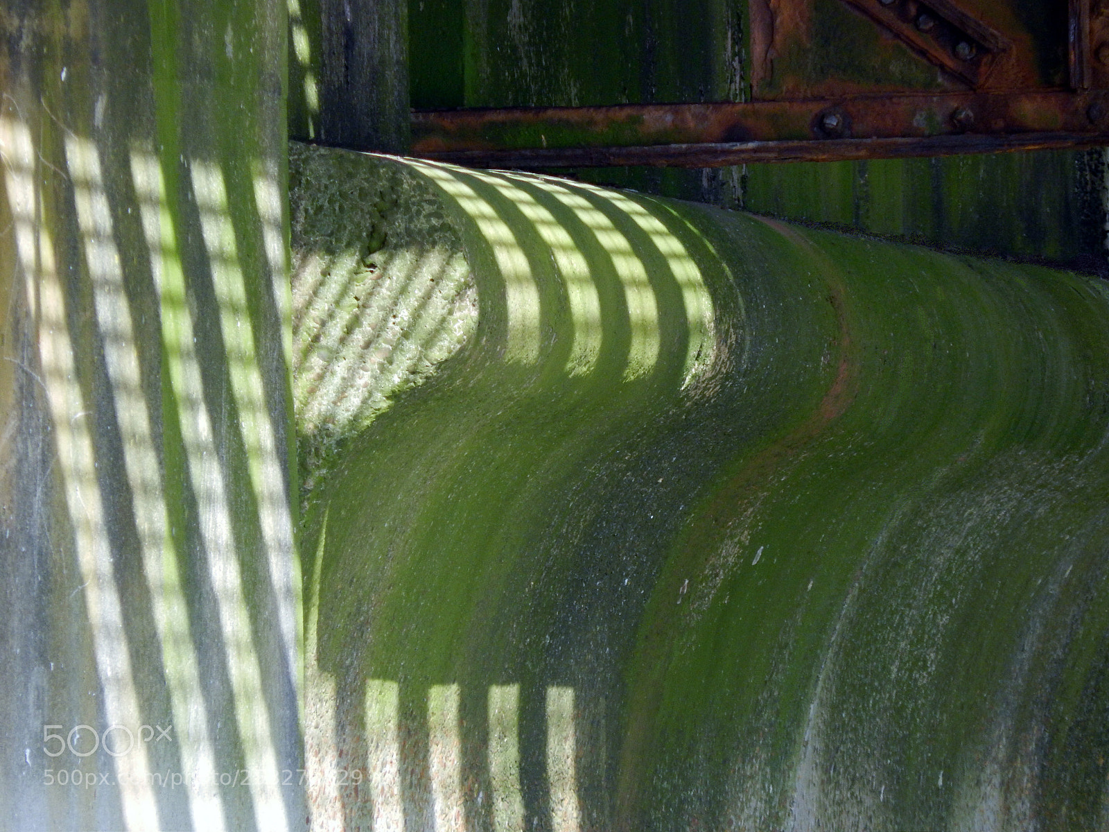 Nikon Coolpix L820 sample photo. Under the pier photography