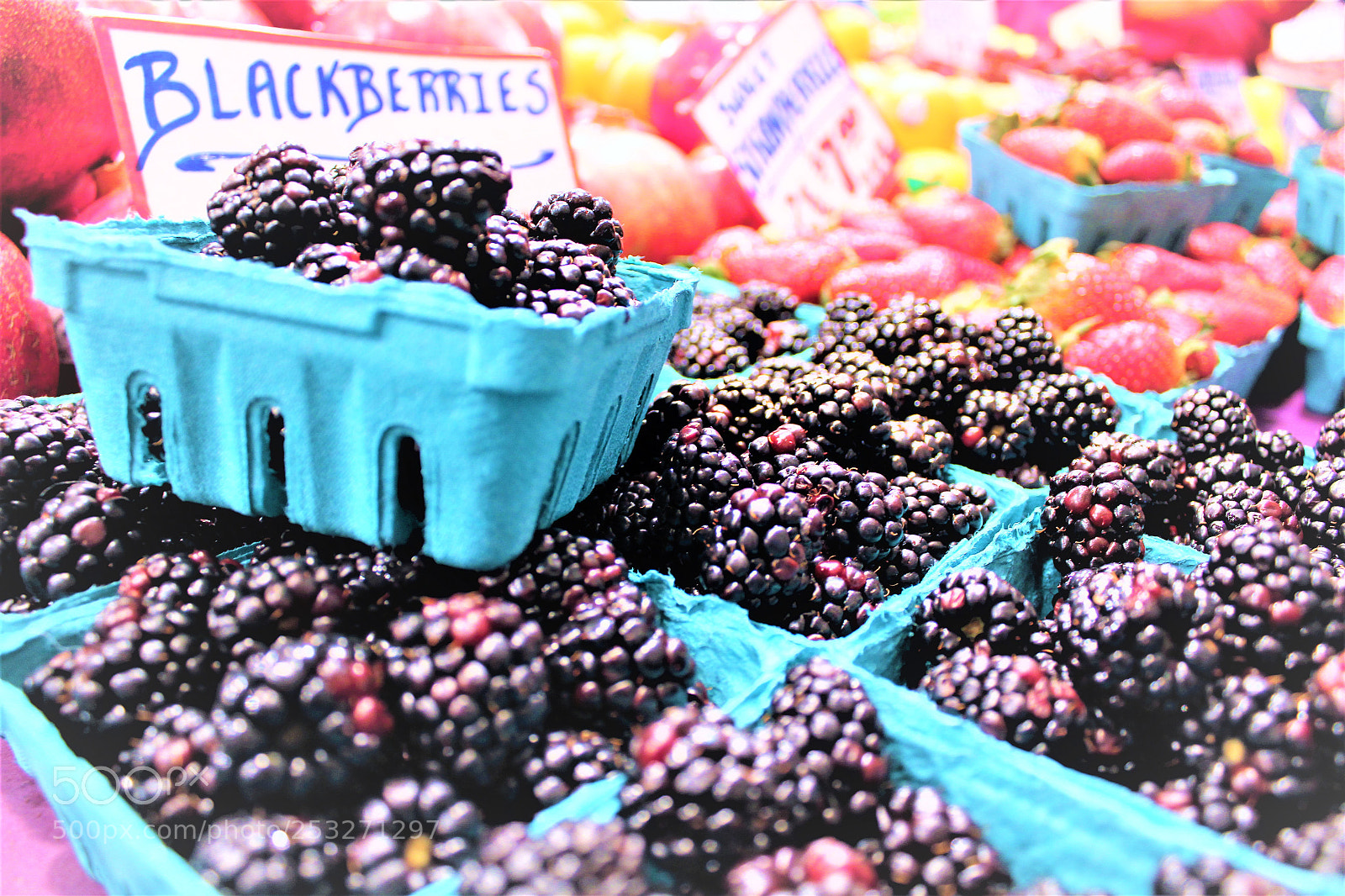 Canon EOS 1200D (EOS Rebel T5 / EOS Kiss X70 / EOS Hi) sample photo. Lush berry photography
