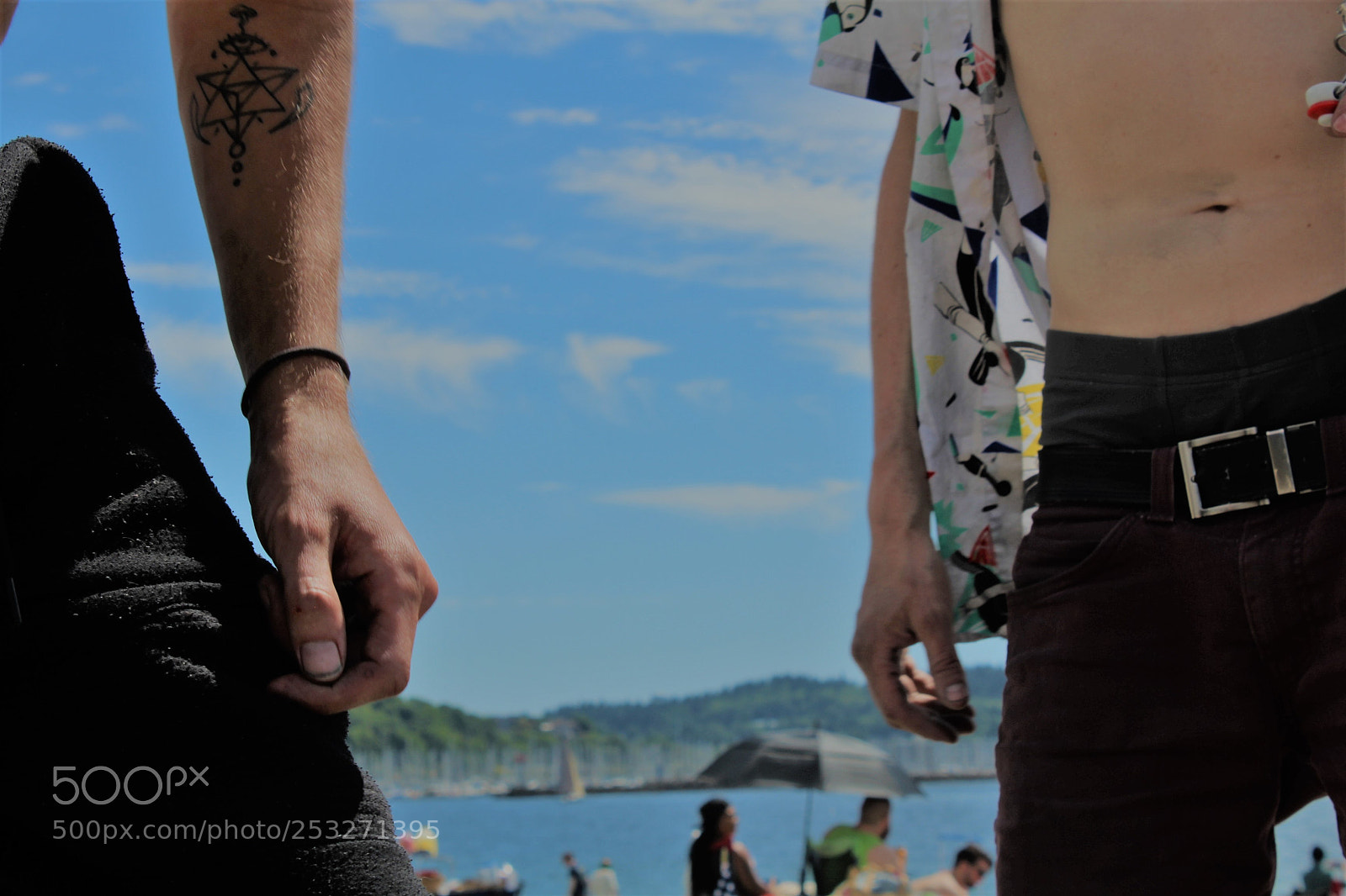 Canon EOS 1200D (EOS Rebel T5 / EOS Kiss X70 / EOS Hi) sample photo. Beach bums photography