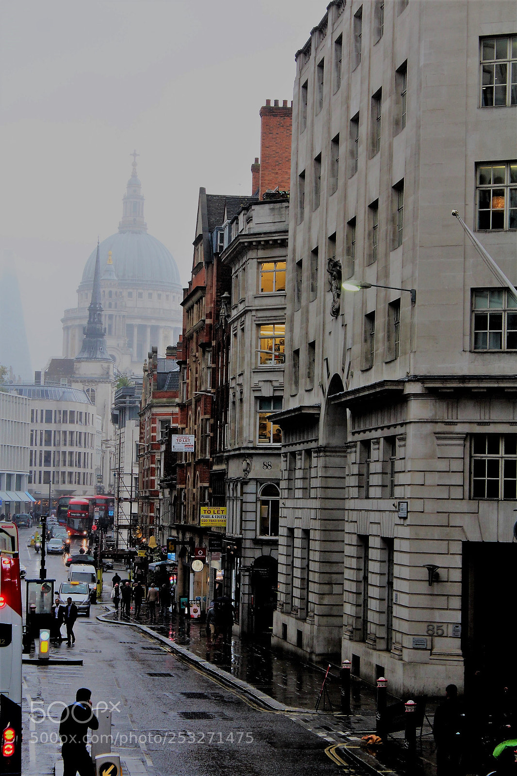 Canon EOS 1200D (EOS Rebel T5 / EOS Kiss X70 / EOS Hi) sample photo. London fog photography