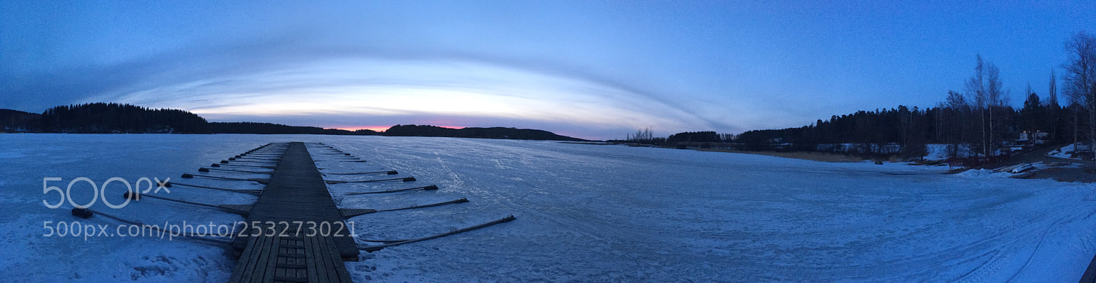 Apple iPhone SE sample photo. Frozen lake photography